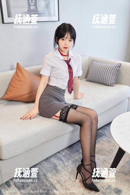 秀人网-唐翩翩 秀人网 - 唐翩翩全套婚纱,既可以约会也可以炫耀,真是双面人生!