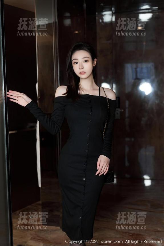 秀人网-程程程 秀人网 - 下载礼服,程程程教你如何用‘一衣多显’拯救你的穿搭!