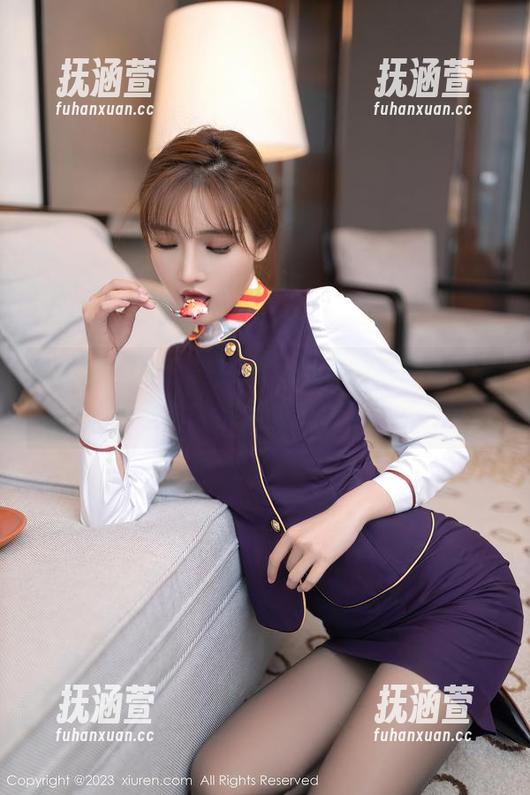 秀人网-糯美子mini 秀人网 - 看糯美子mini的白衬衫图册,感觉阳光都黯然失色了!