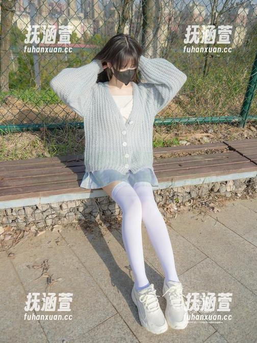 紧急企划 - 小恩的体操服美图，感觉每一帧都像是壁纸里的小精灵在呼唤我！