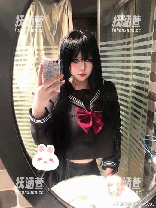 在网袜的缠绕中：纯爱neko的图包，让我们一起沉浸吧！