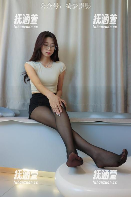 绮梦摄影-丽丽 绮梦摄影 - 丽丽的毛衣秀:高清图册,居然还有这么多故事!
