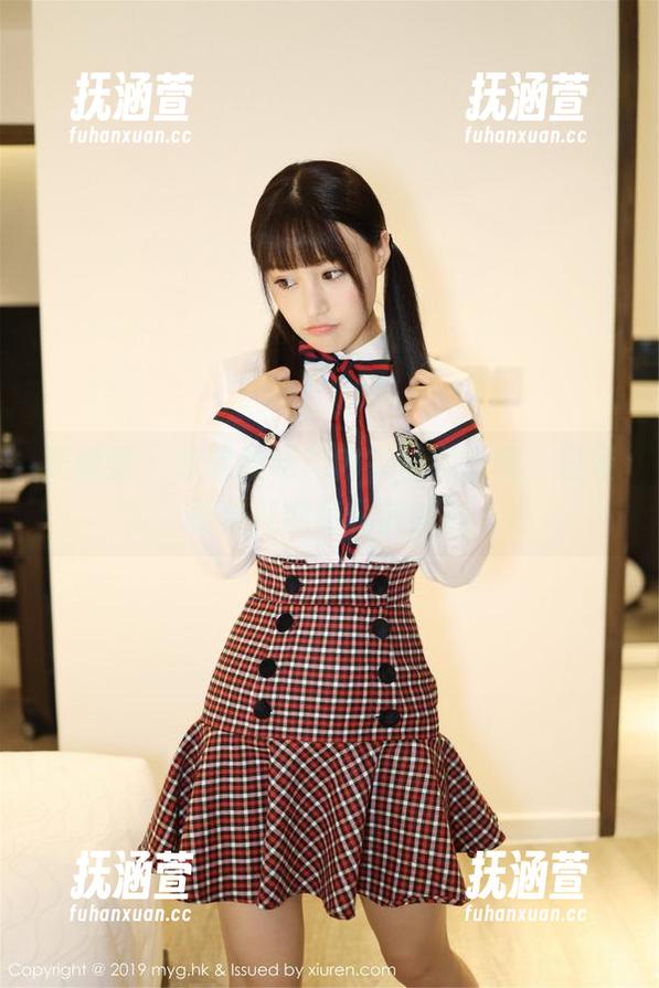 美媛馆 - 软软爱吃肉内衣壁纸合集，轻轻松松就能萌化我的心