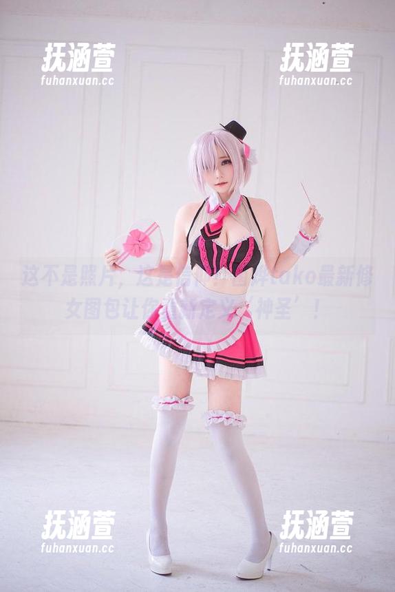 这不是照片，这是信仰！菌烨tako最新修女图包让你重新定义‘神圣’！