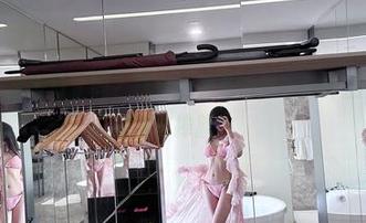 微密圈 – 准备好了吗？葛征的黑色浴室下载作品集，保证让你捧腹！