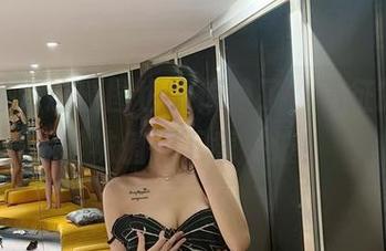 微密圈 – 这原图也太惊艳了，葛征的闪片丝袜值得下载一波！