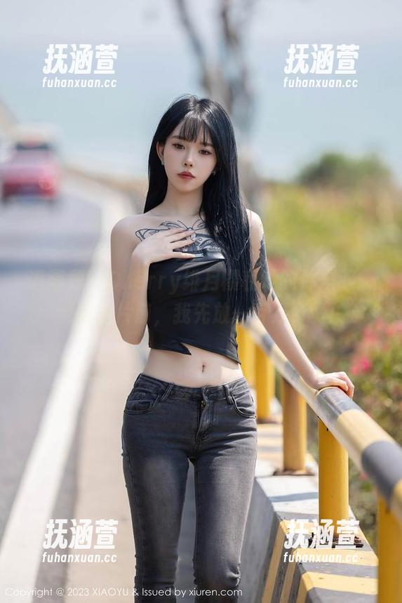 语画界-Cherry绯月樱 语画界 - Cherry绯月樱和她的体操服:更新图片前,我先放一百万个赞!