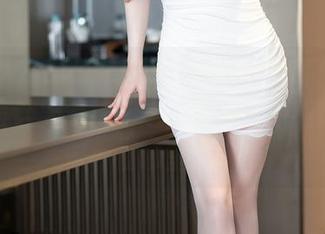 语画界 – Cherry绯月樱的女王写真合集，简直让人心神往之，我的眼神不知该停在哪里。