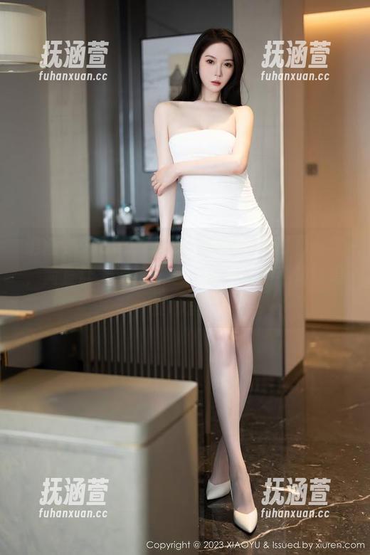 语画界 - Cherry绯月樱的女王写真合集，简直让人心神往之，我的眼神不知该停在哪里。