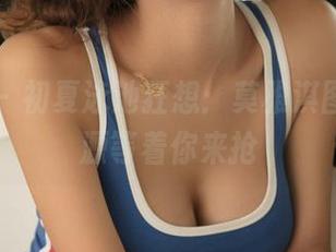 青豆客 – 初夏泳池狂想：莫雅淇图包，资源等着你来抢