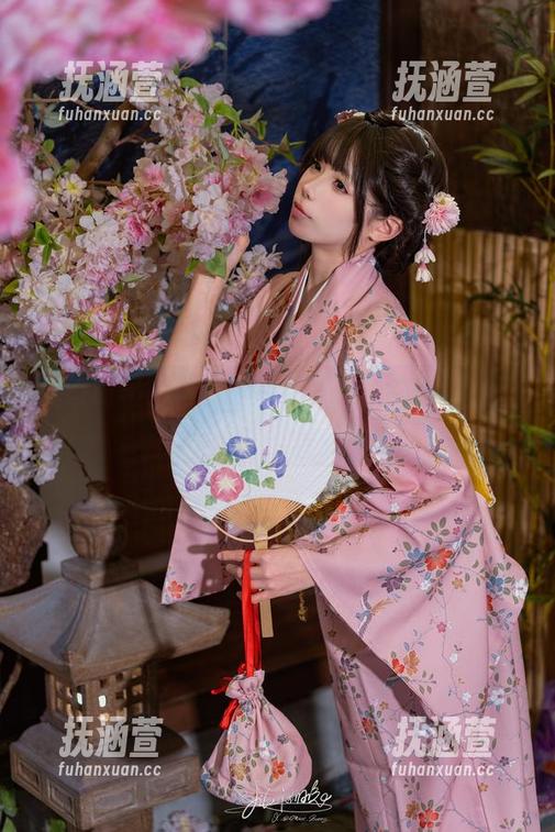 黏黏团子兔 那些隐秘的角落:黏黏团子兔的无圣光圣诞写真